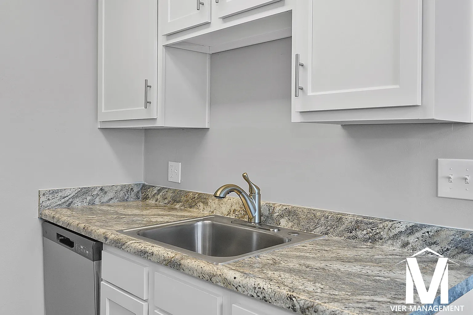 Centennial Woods Apartments – photo 1