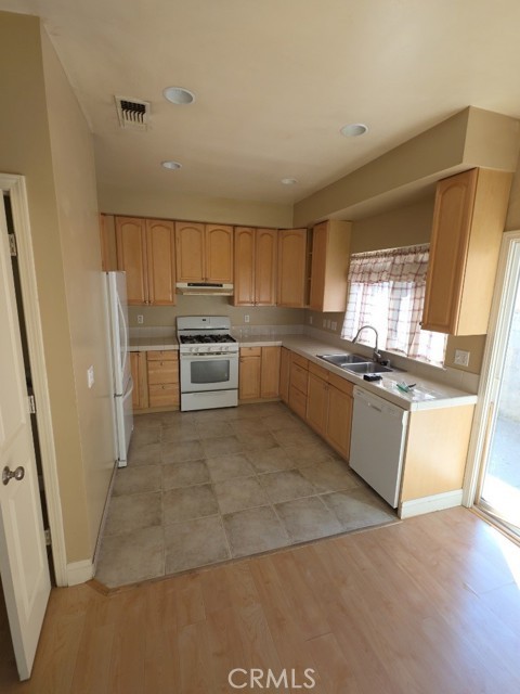 10401 Point Lakeview Rd unit B – photo 2