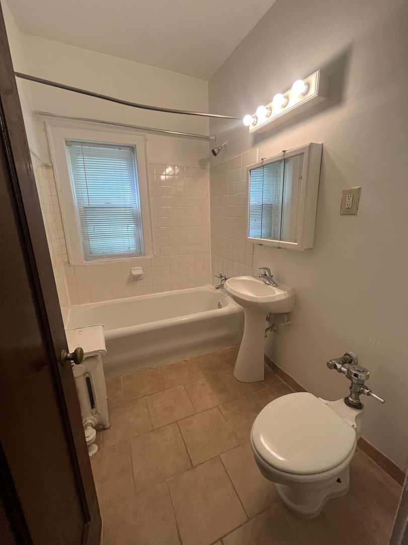2440 Overlook Rd unit Unit 19 – photo 4