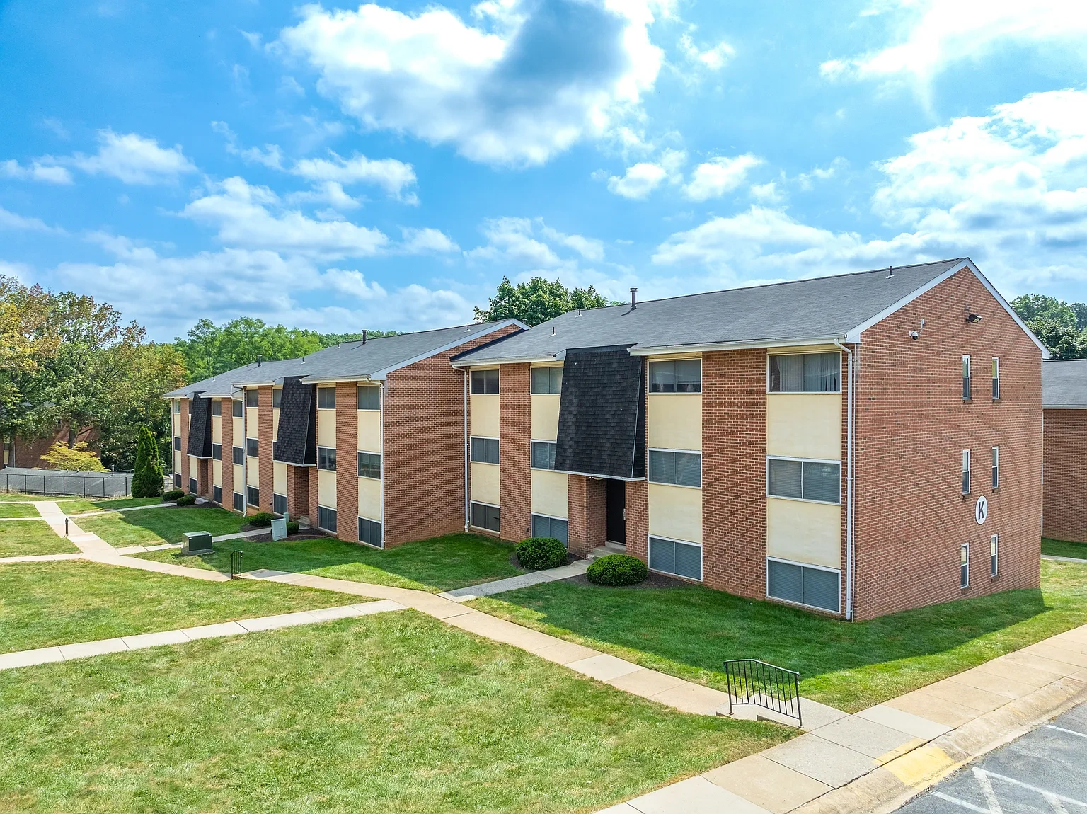 Hillside Apartments – photo 1