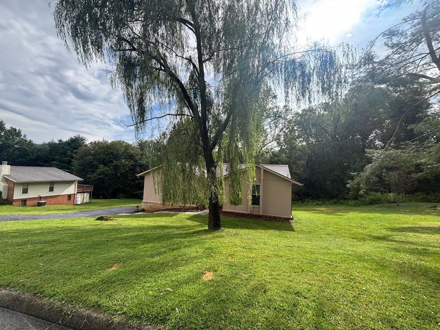 6421 Orchard View Ln – photo 2
