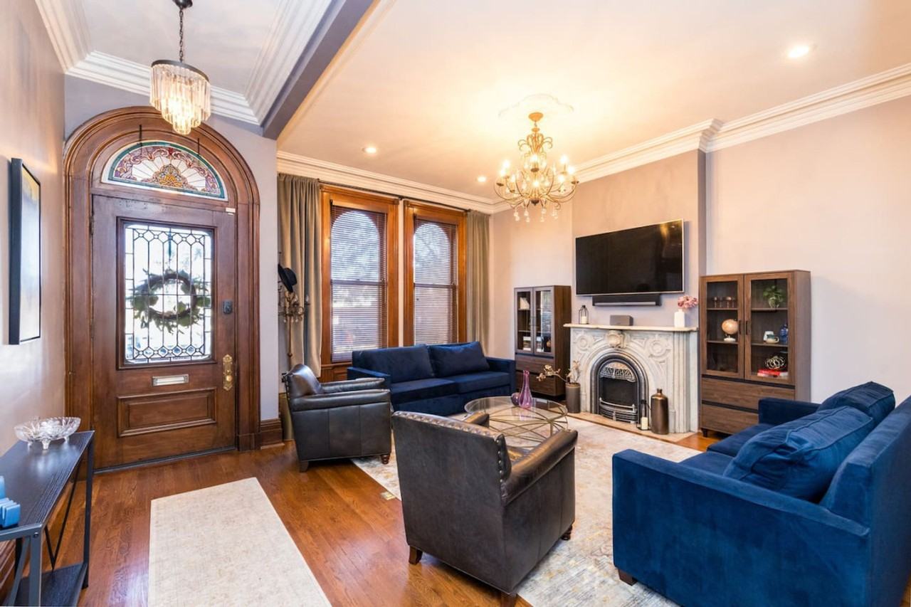 215 W 9th St unit 1056144P – photo 2
