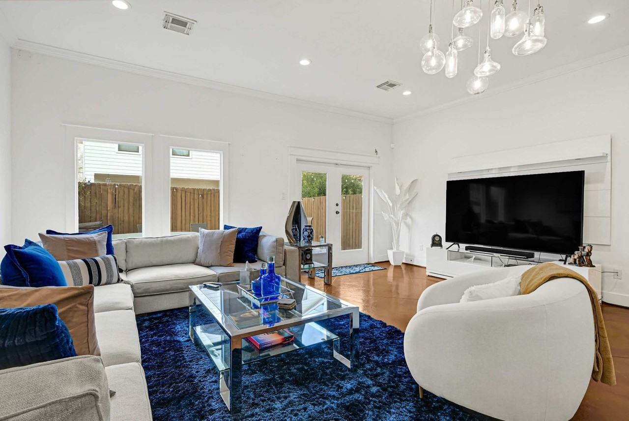 5522 Larkin St unit 1056420P – photo 4