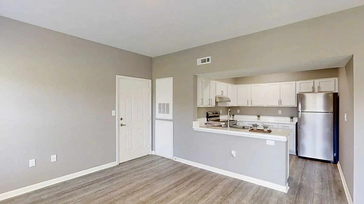 Harbin Pointe Apartment Homes – photo 1