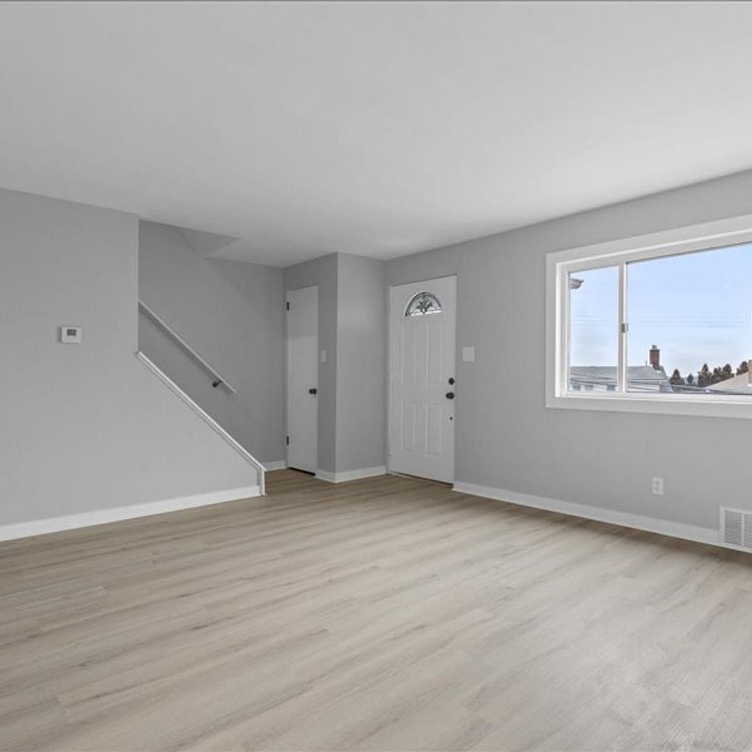 227 Shadyhill Rd unit 227 Shadyhill Road – photo 5