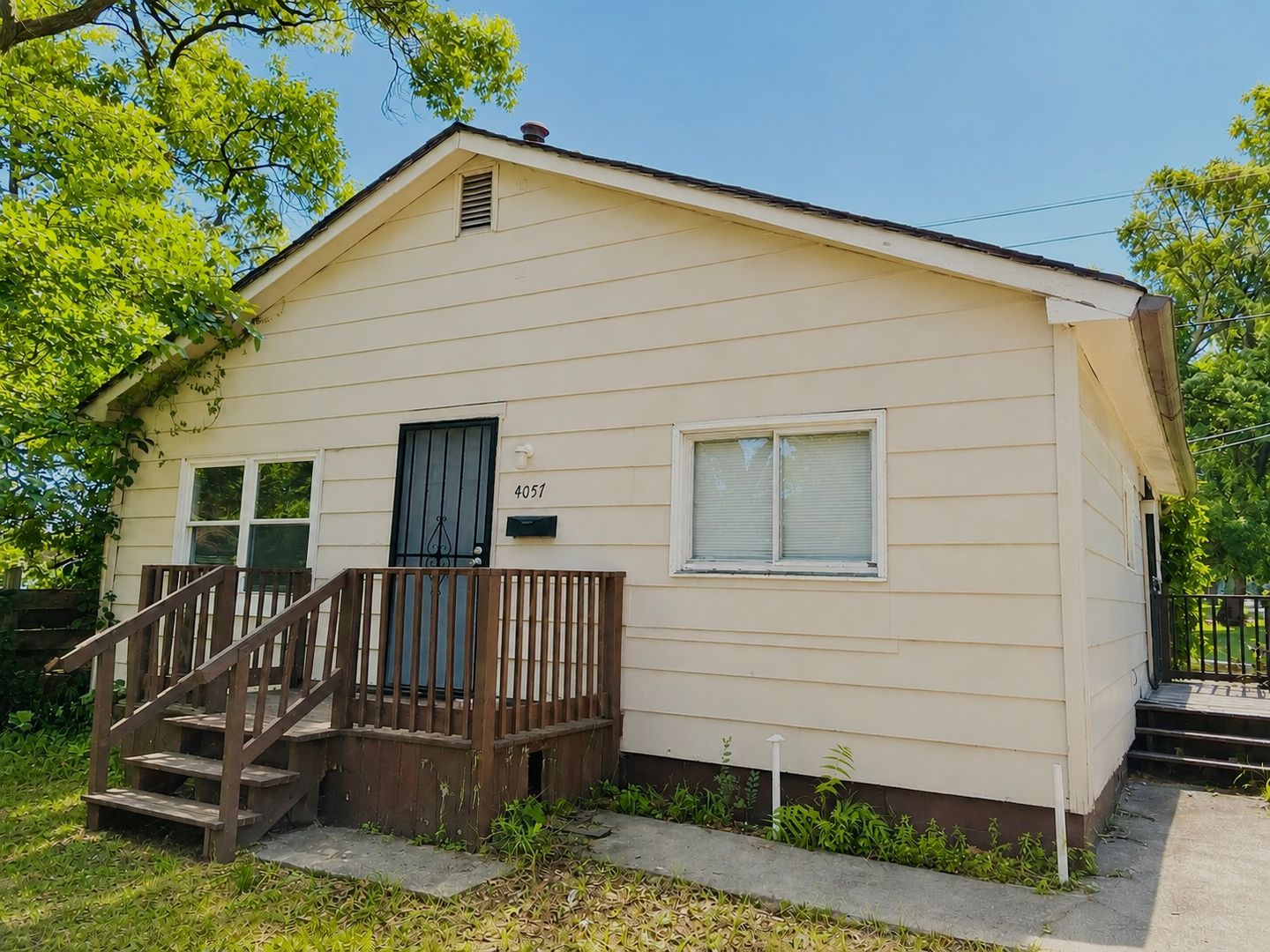 4057 Rhode Island Ct. – photo 1