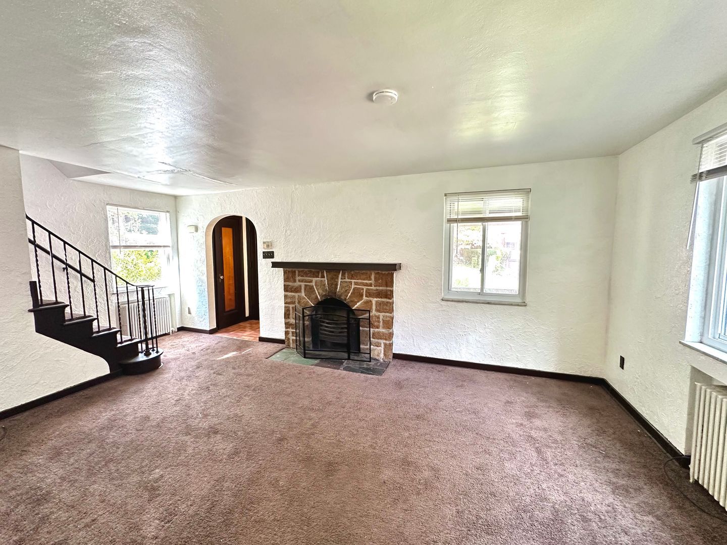 2156 Sampson St – photo 4