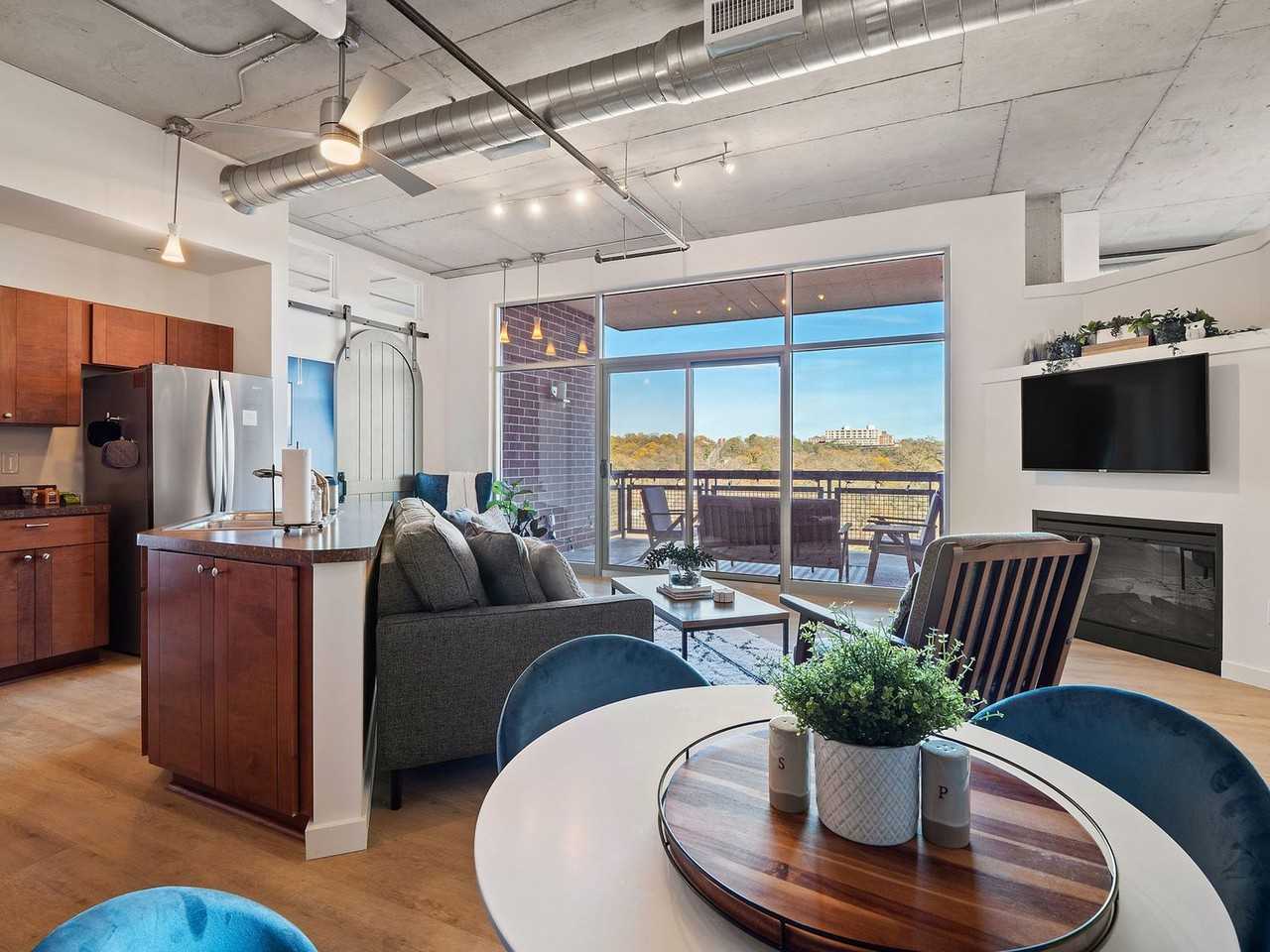 21 Furnace St unit 1593890P – photo 3