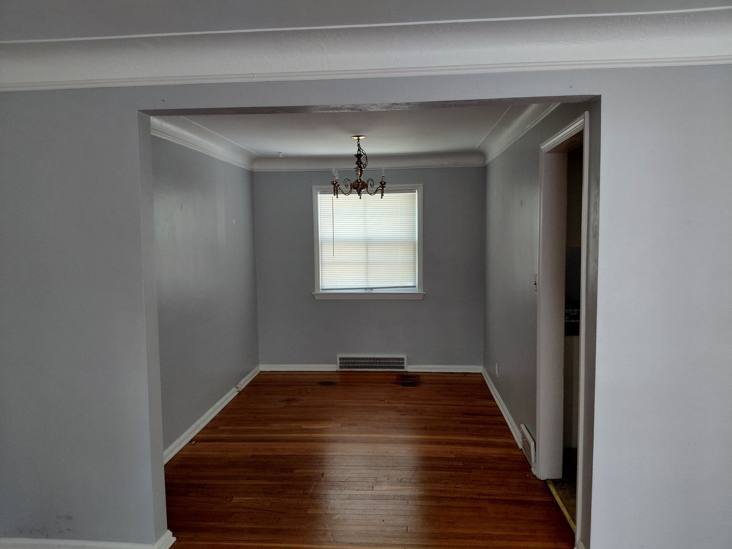 3911 Warrendale Rd – photo 4