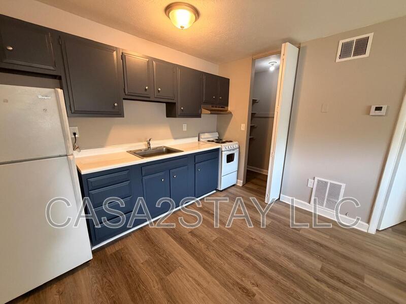 2121 St Johns Pl unit 2121 – photo 2