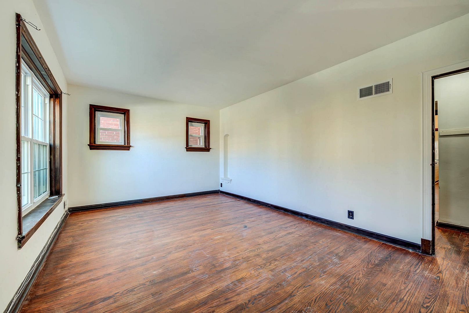 3754 Dunnica Ave unit 1F – photo 5