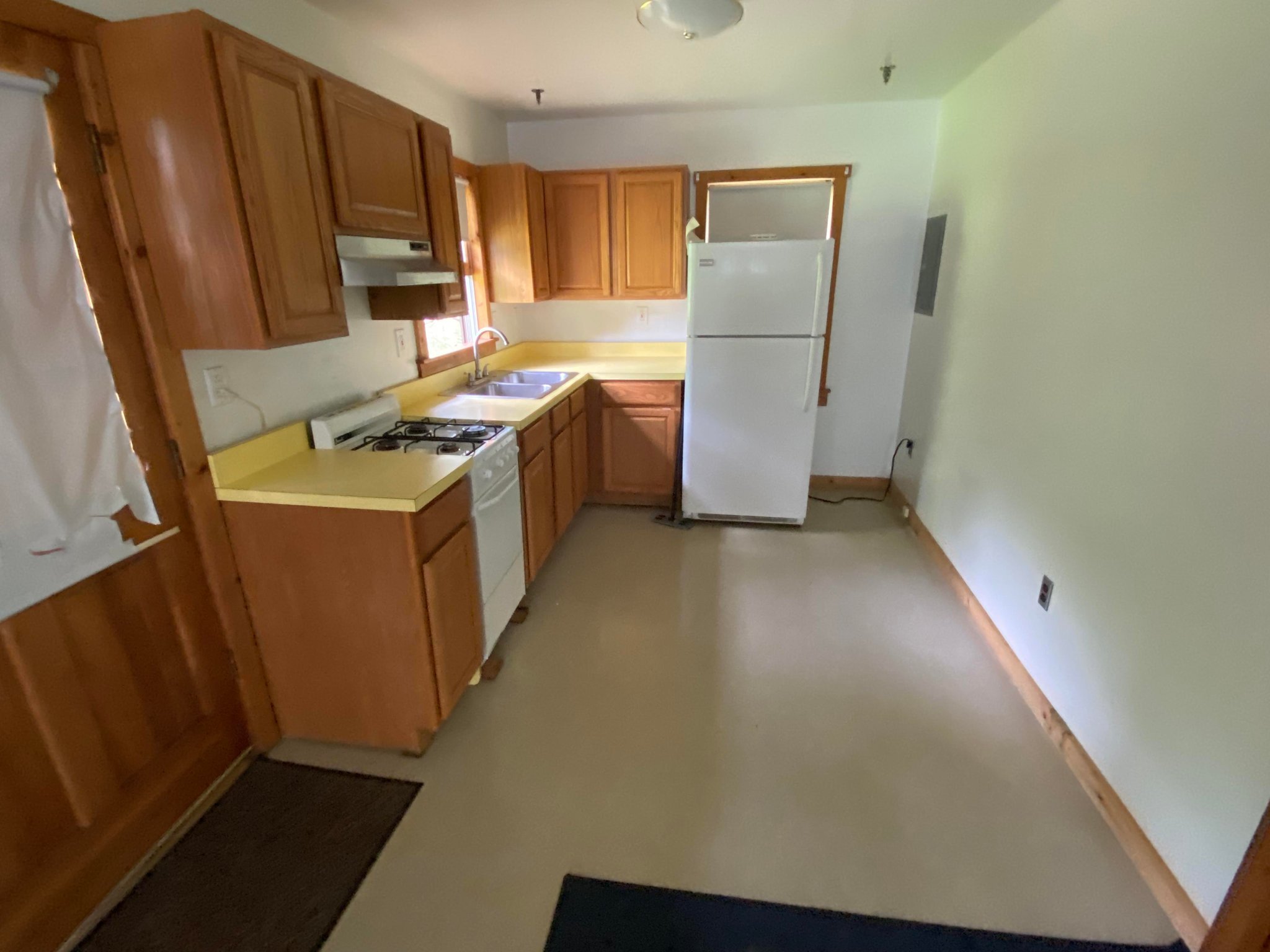 21242 Randall St – photo 5