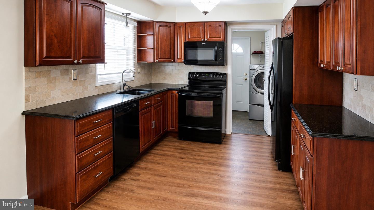 6 Hepburn Ln – photo 2