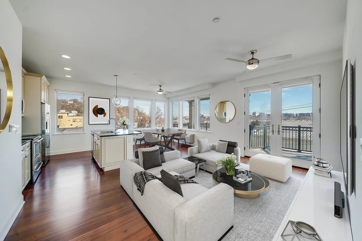 Infinity Edgewater – photo 3