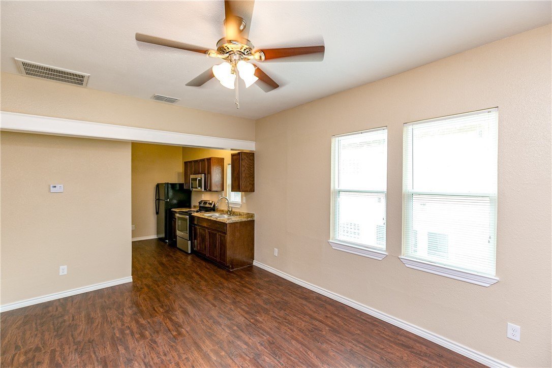 1005 Furman Ave #2 – photo 3