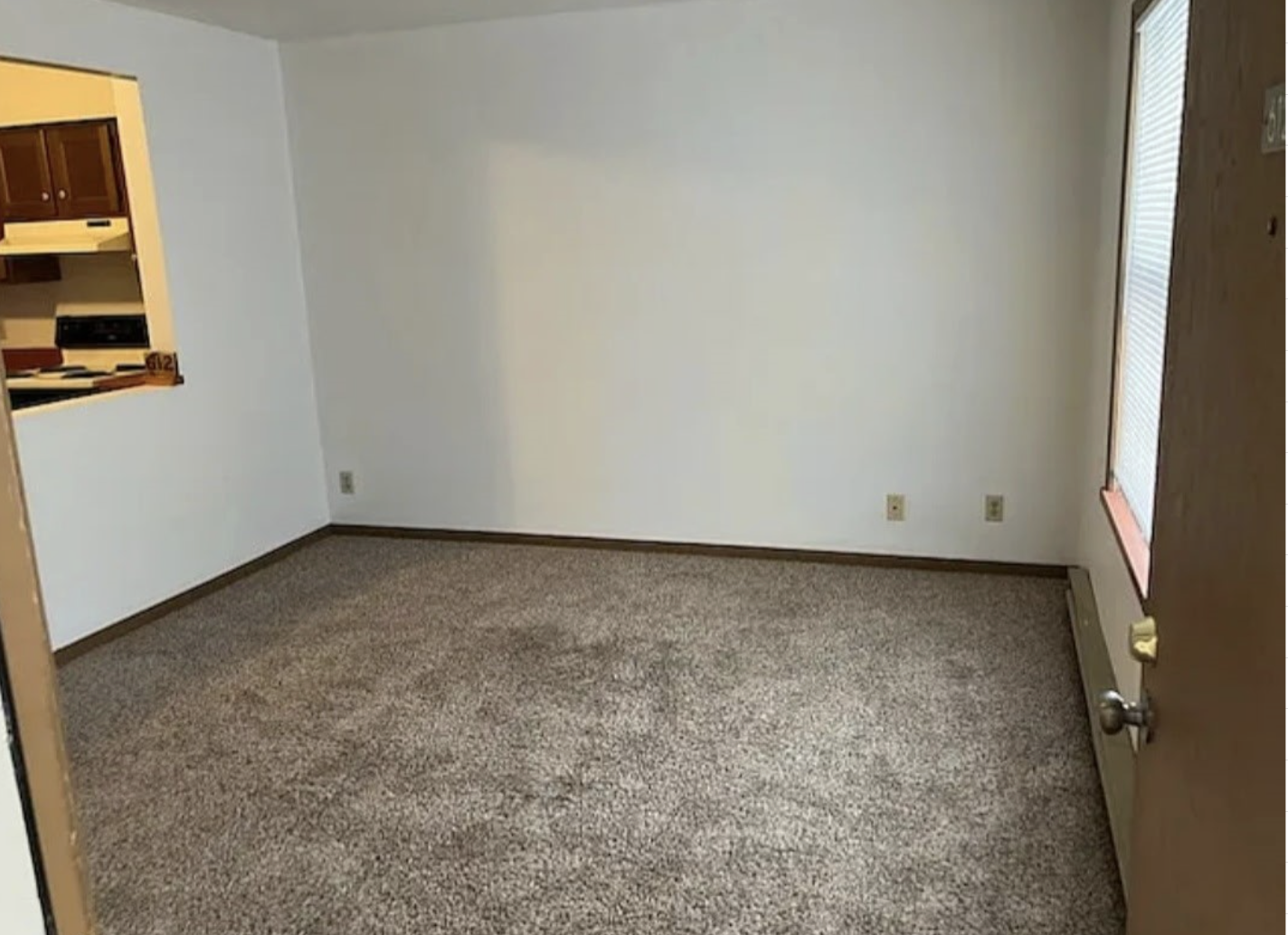 10 Surrey Ln – photo 3