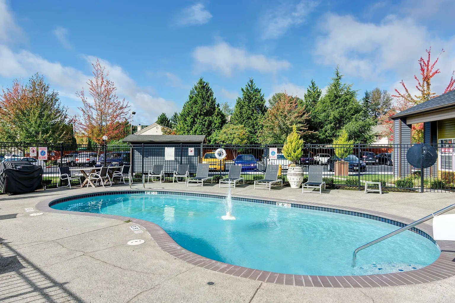 The Stinson Apartment Homes – photo 2