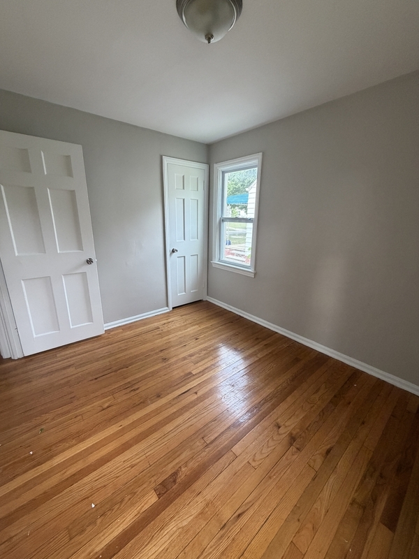 16910 Lotus Dr – photo 4