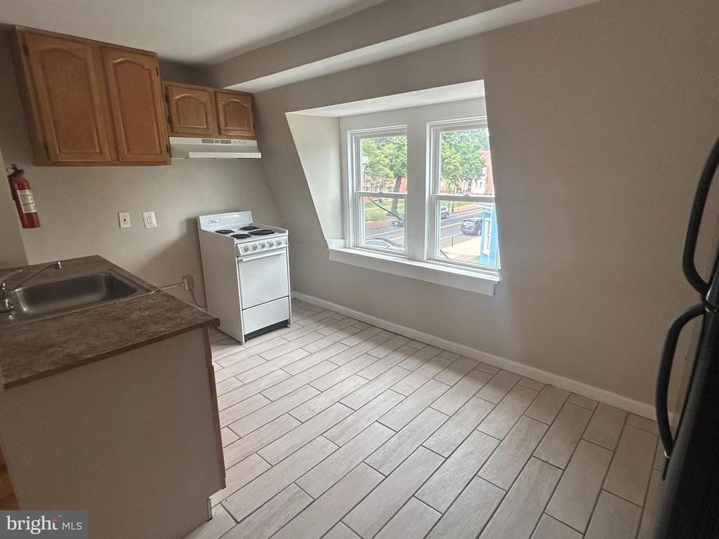 141 High St – photo 4