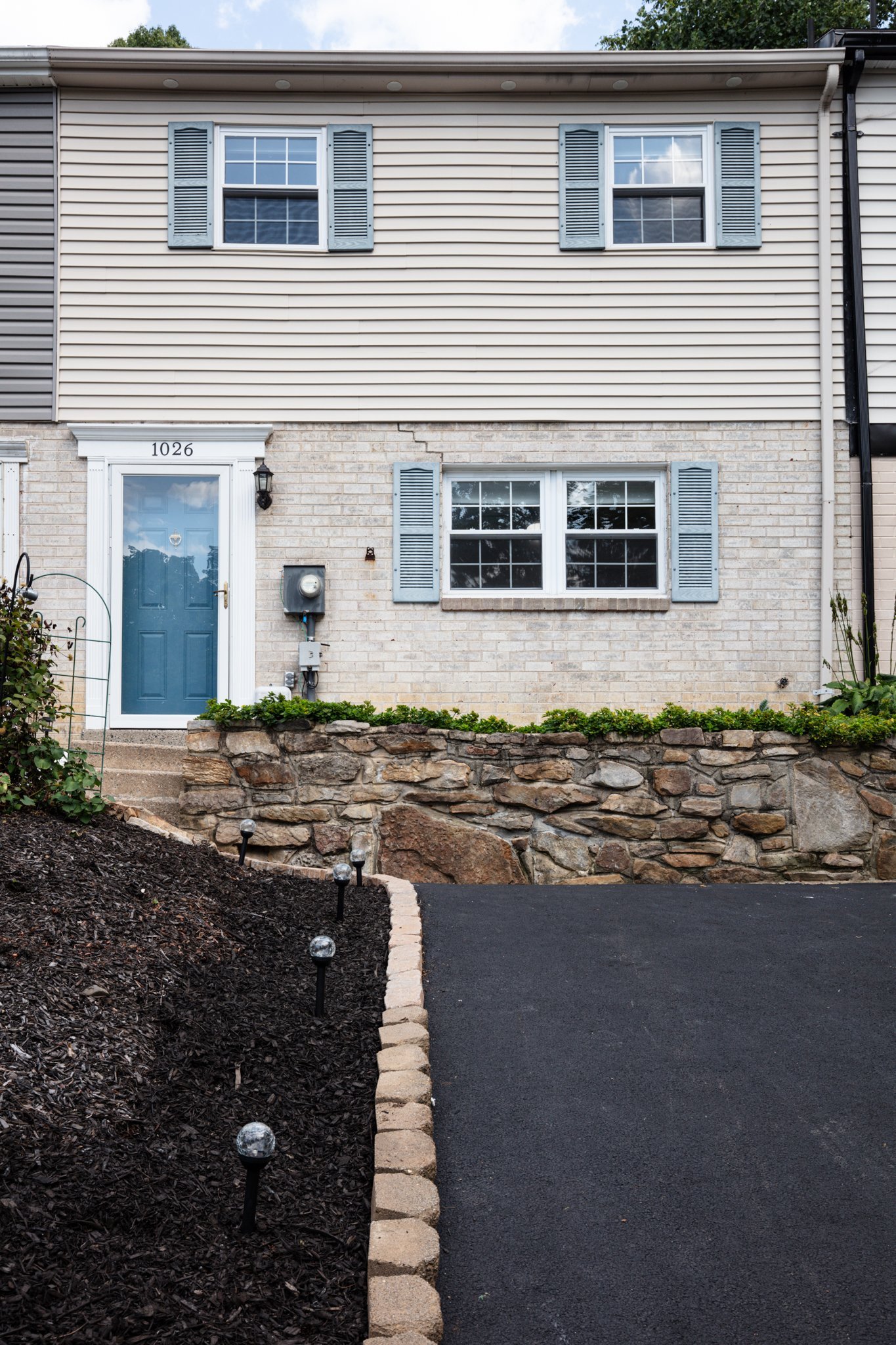1026 Fox Run – photo 2