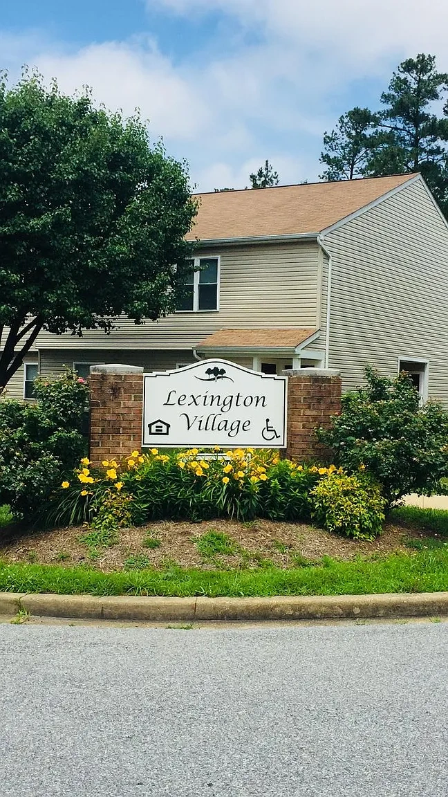 Lexington Village – photo 2