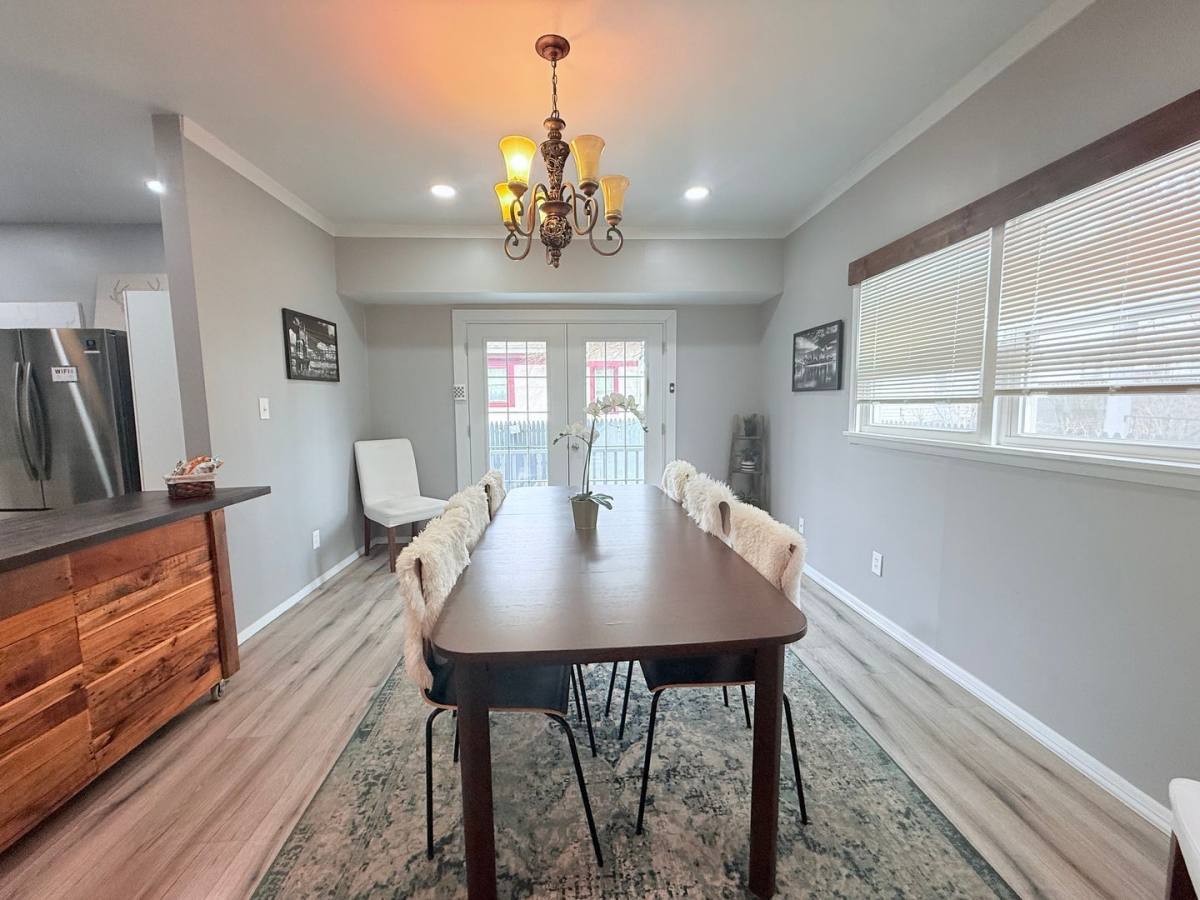 1610 Clarewood Ave – photo 5