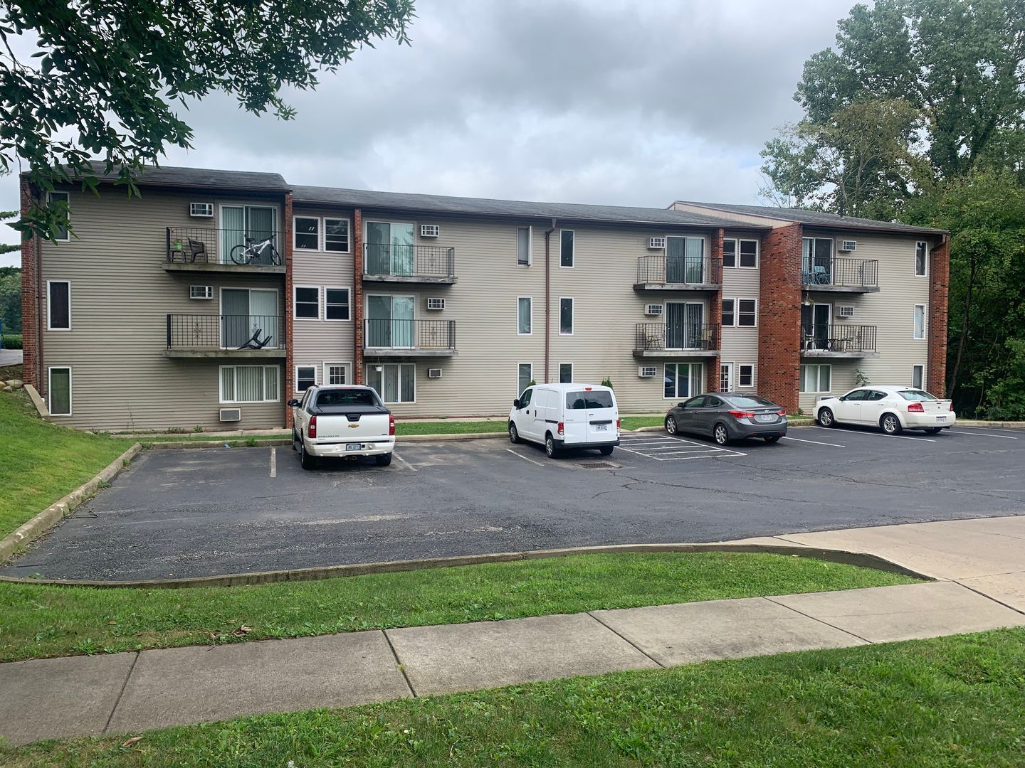 133 N West St unit A3 – photo 1