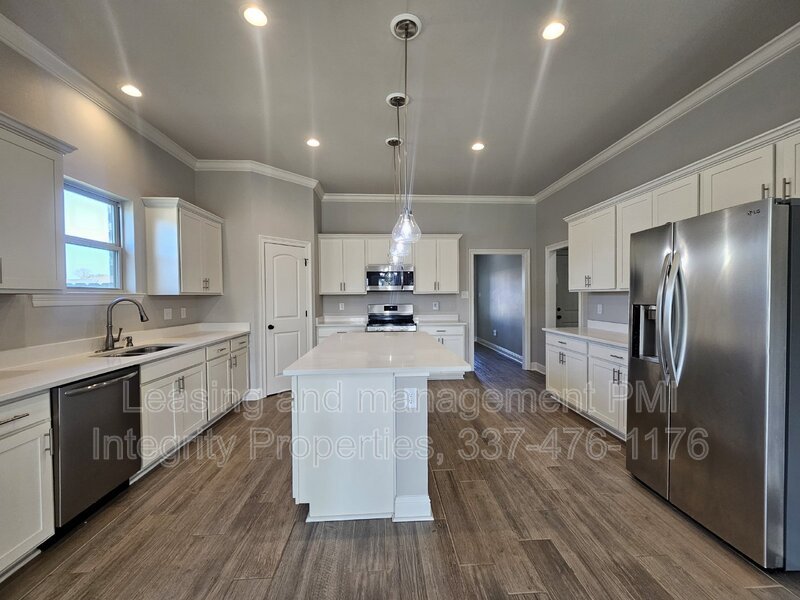 39083 Harrier St – photo 3