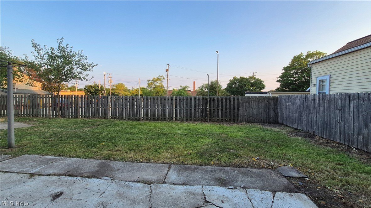 3278 W 117th St #UP – photo 2