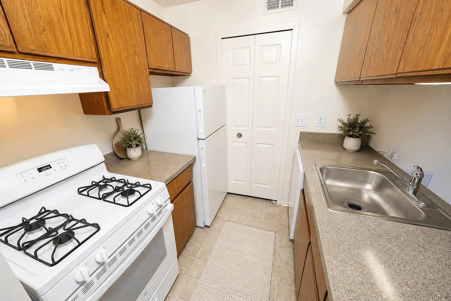 Stone Ridge Apartments – photo 4