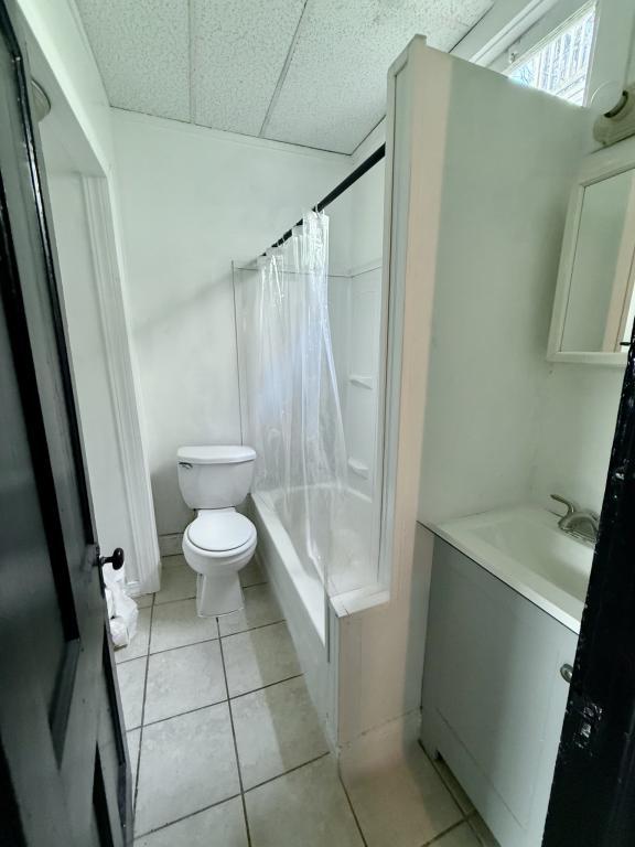7 W Hollister St – photo 4