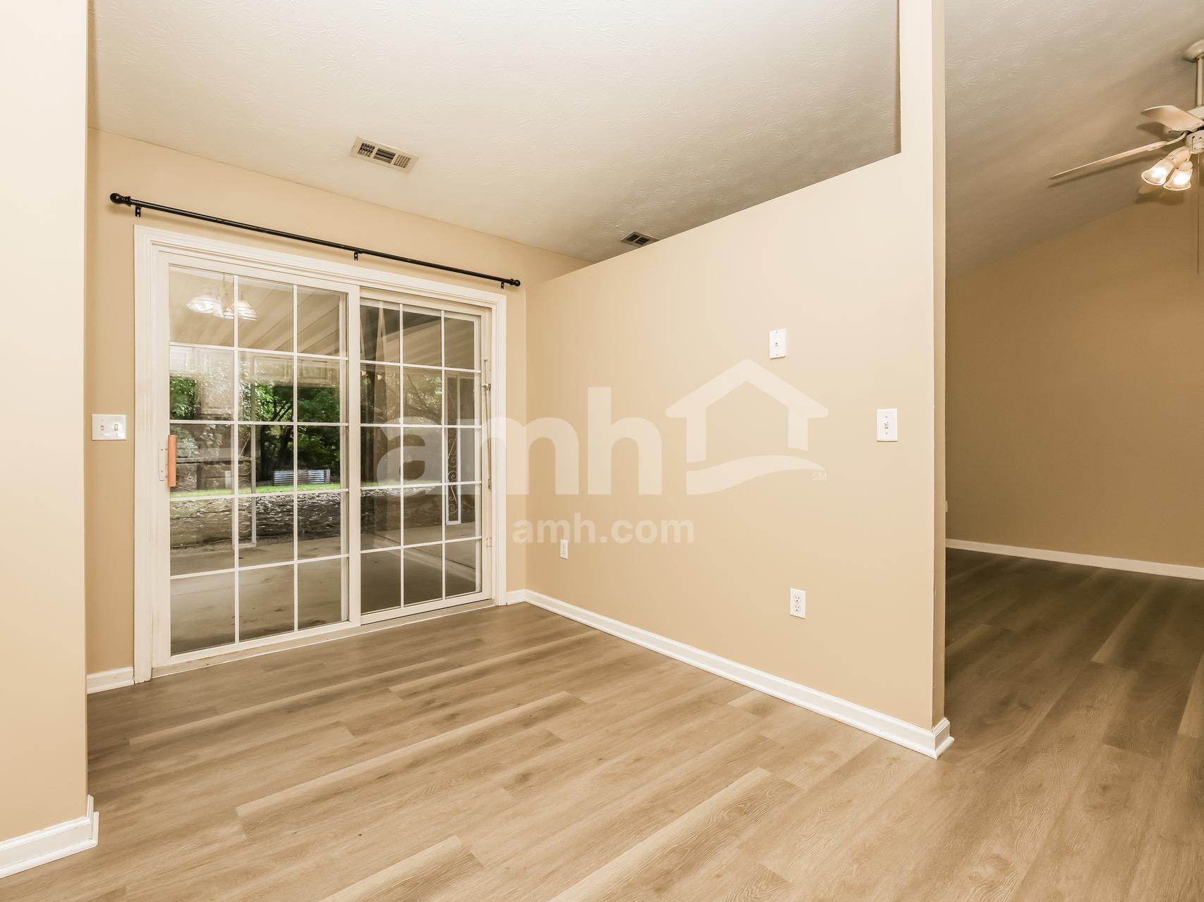 39 Mark Twain Ct – photo 5