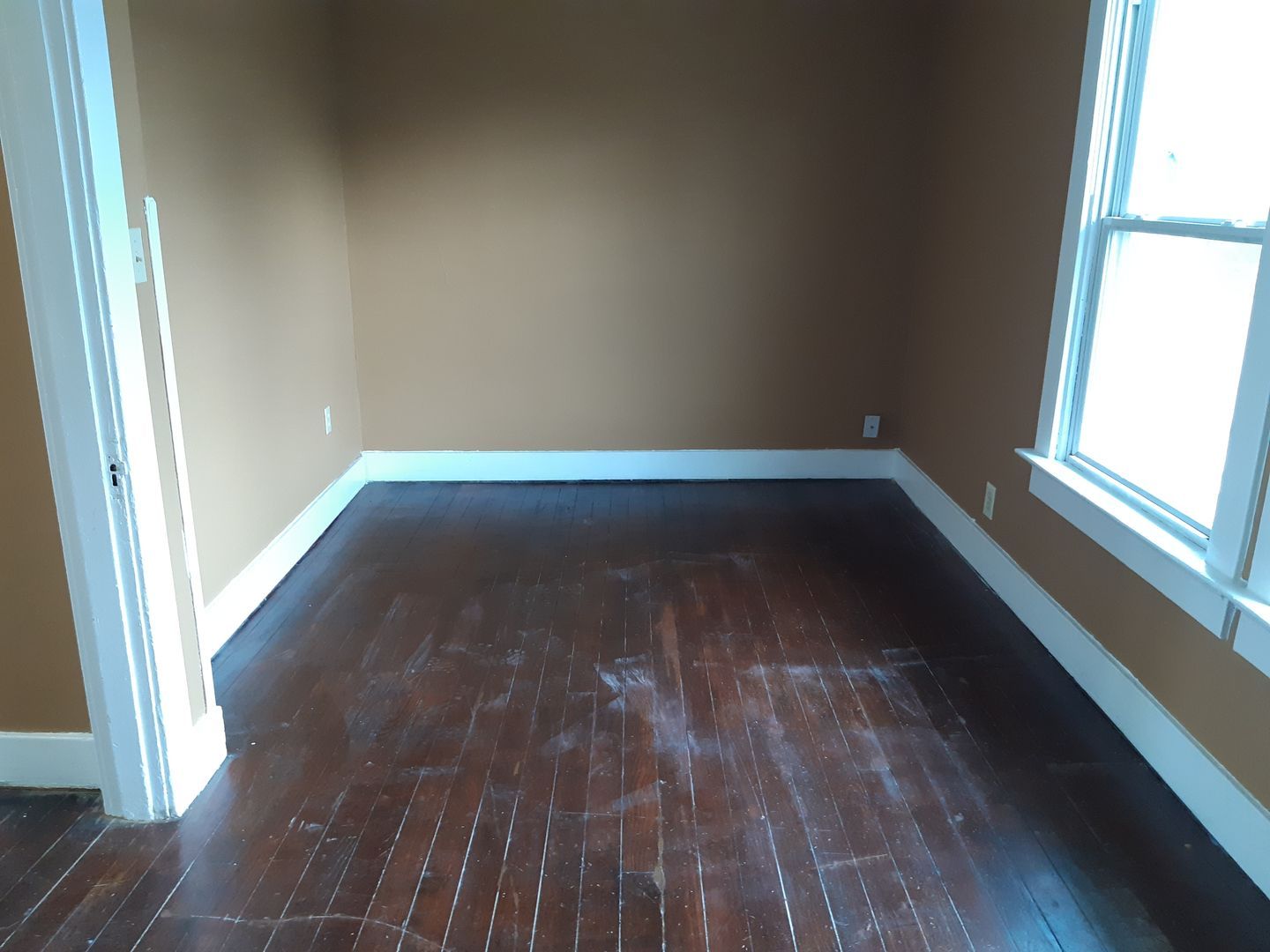 3517 E 2nd St – photo 3