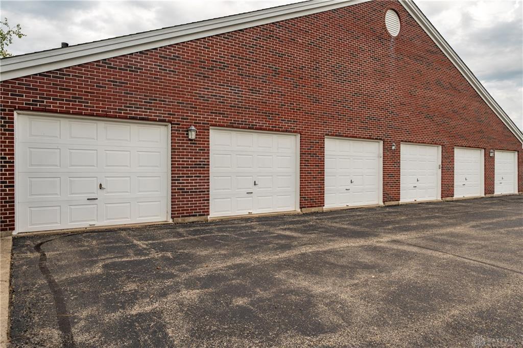 2650 Netherland Dr – photo 5