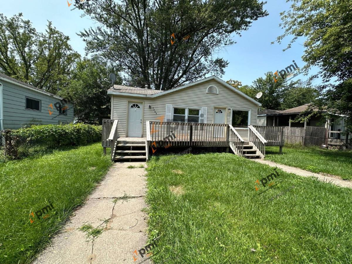 3464 Iowa St – photo 1