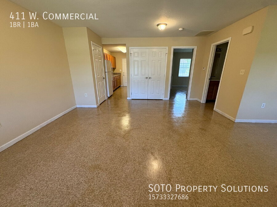411 W Commercial St – photo 4