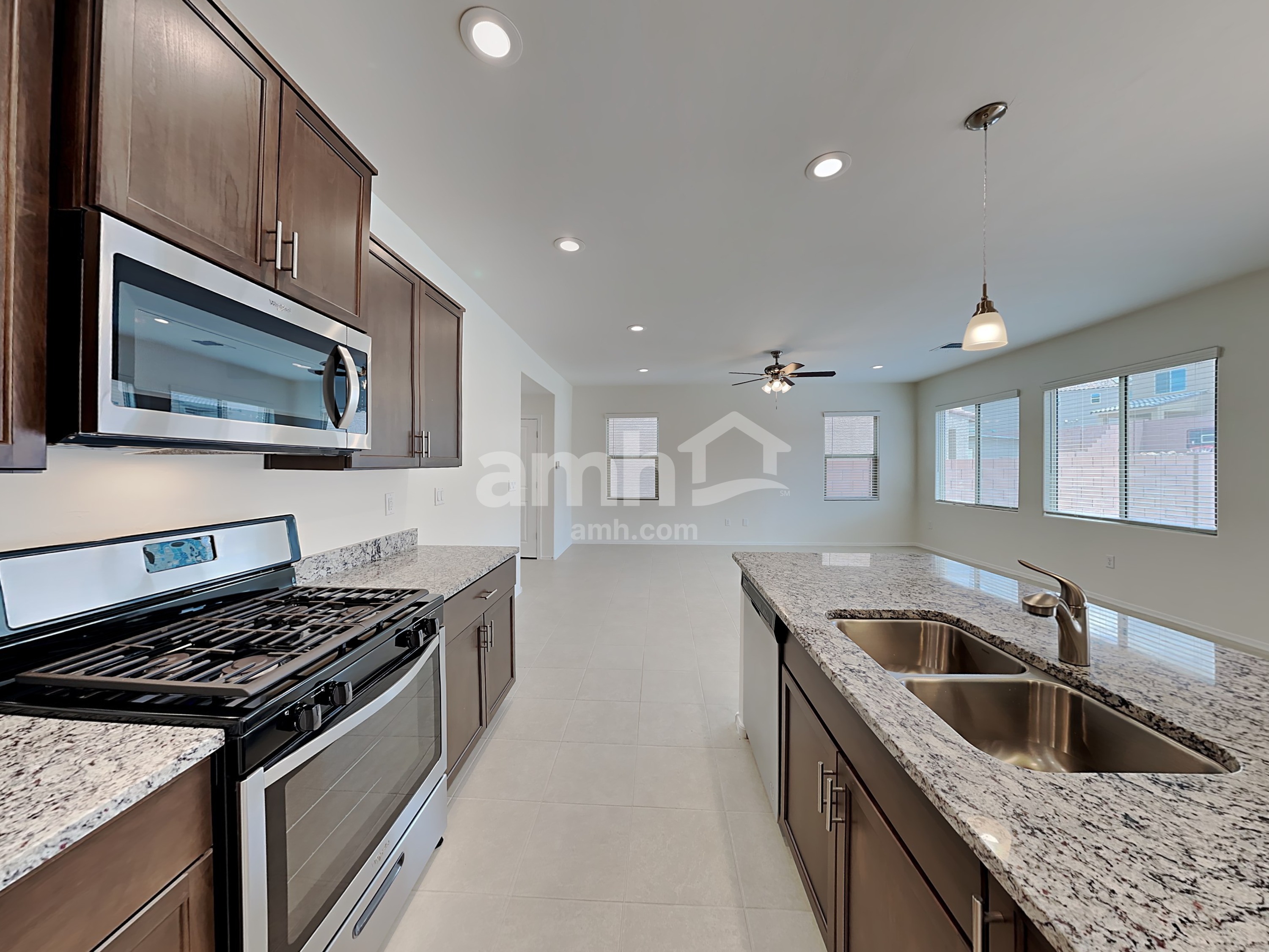 854 E Artesia Pl – photo 3