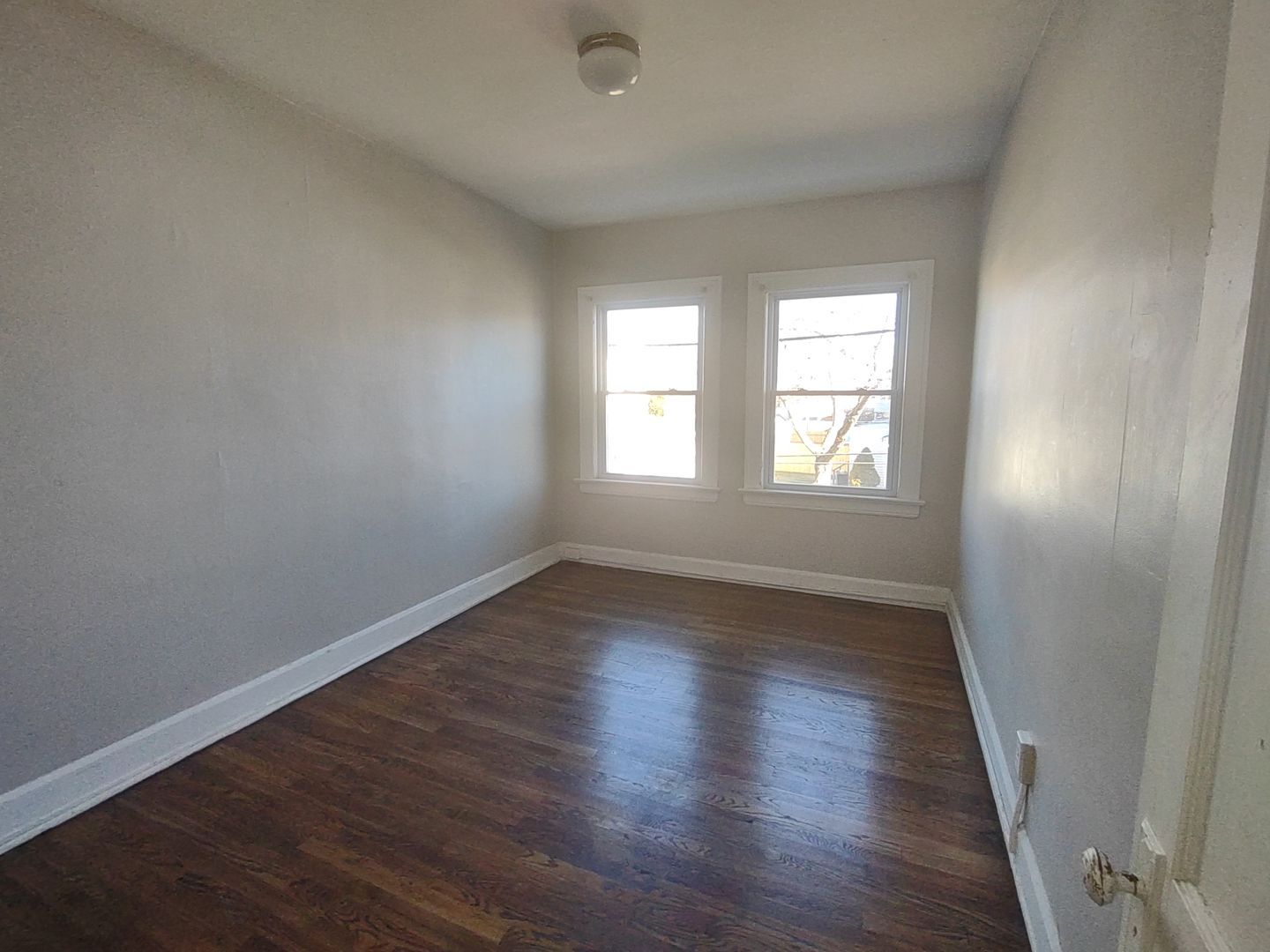 9705 Loretta Ave unit Unit #3 – photo 5