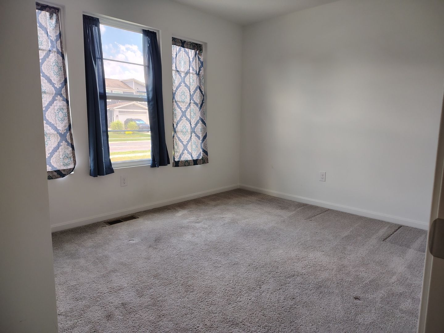 1458 Catford Ct – photo 5