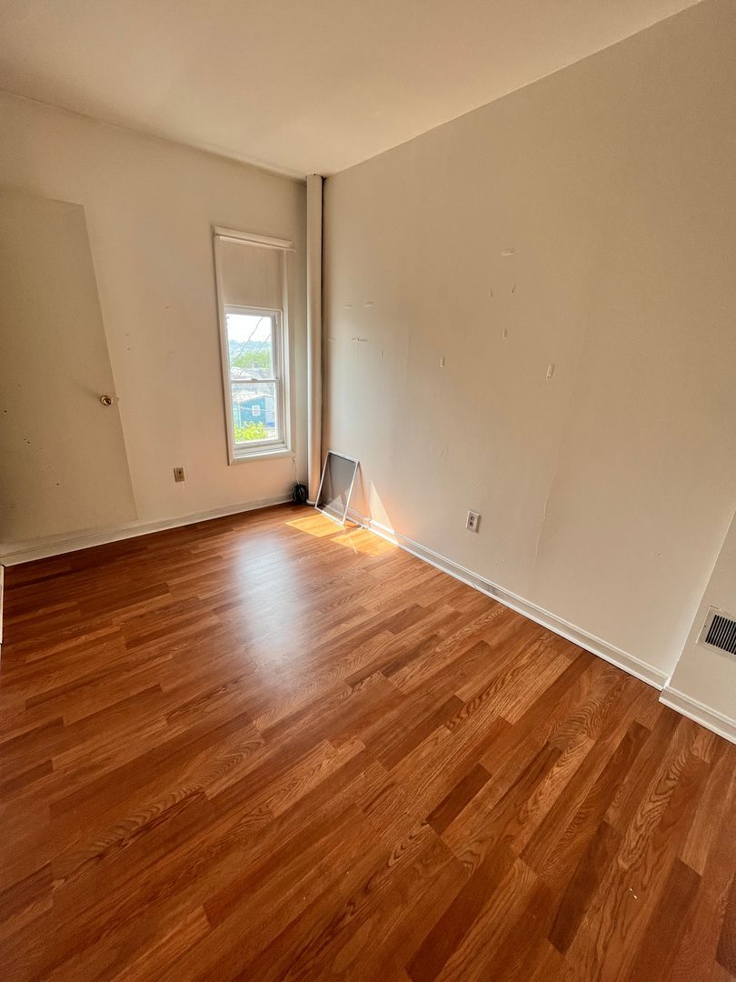 616 Birch St – photo 5