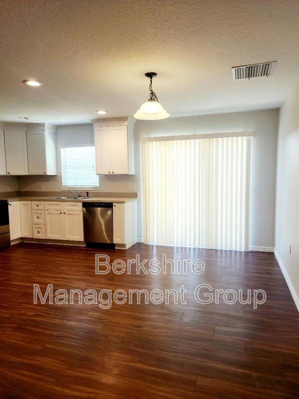 2405 Ave C SW unit B – photo 4