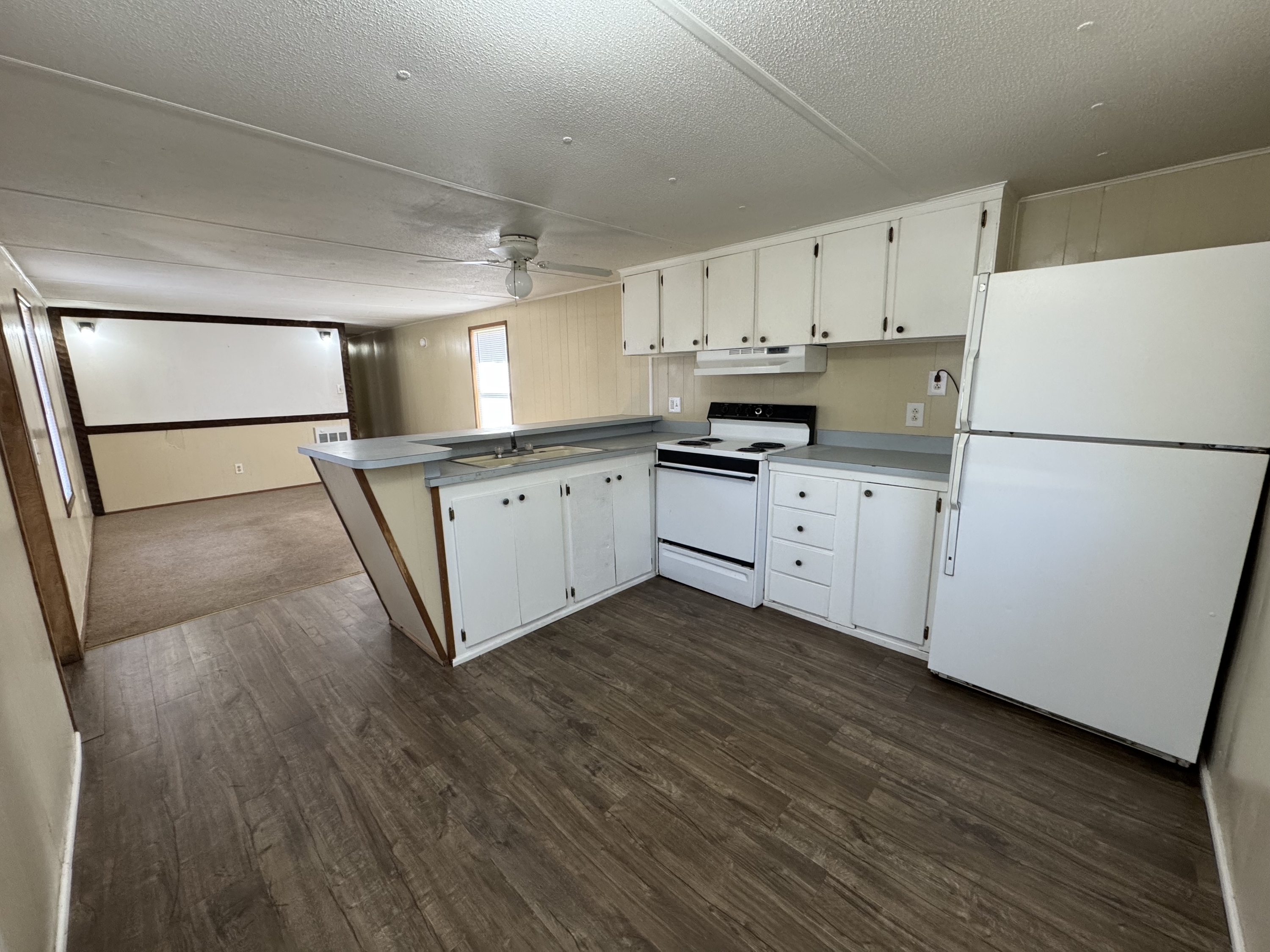 211 Victoria Cir unit 1 – photo 4