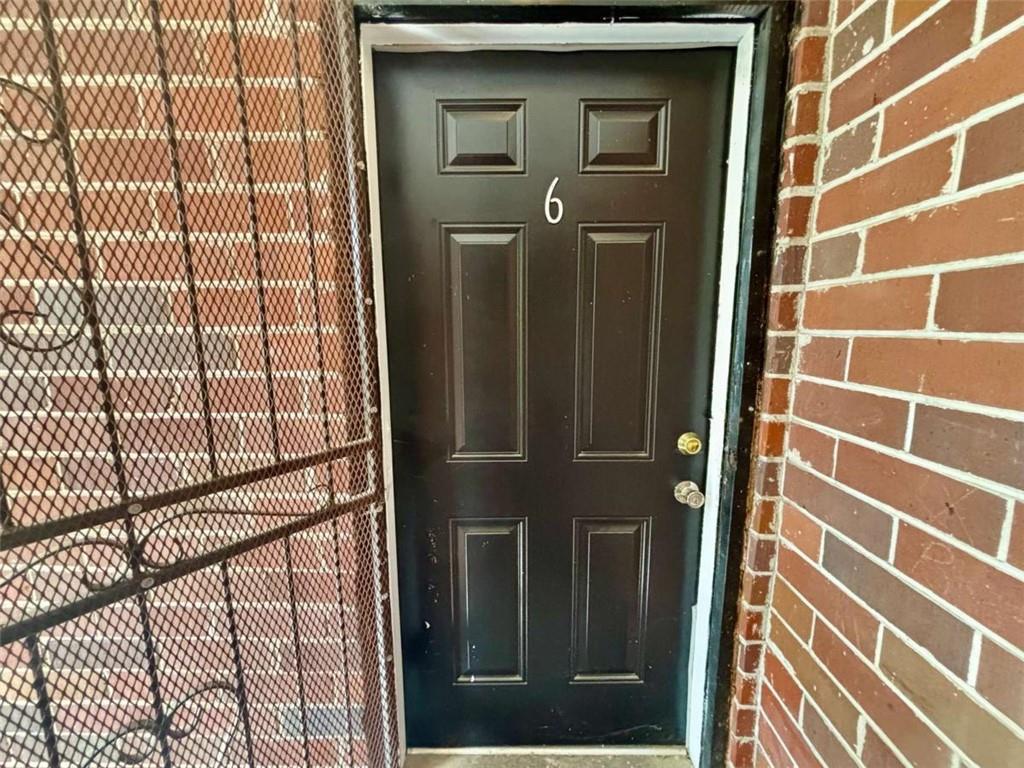 1048 Washington St SW unit 6 – photo 2