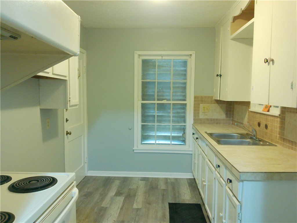 1722 Tarlton St – photo 4