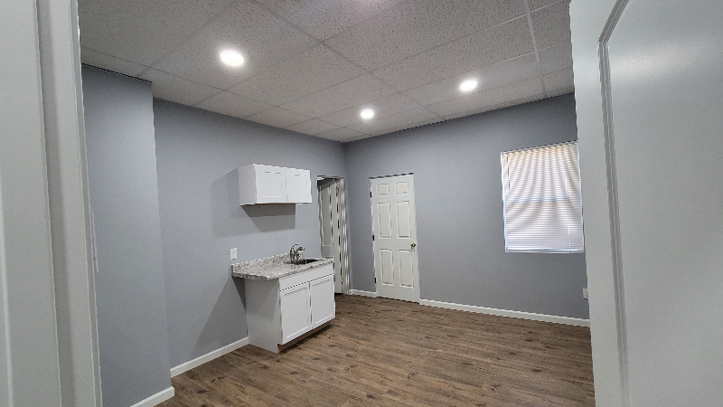 6013 Vine St unit Store front – photo 3
