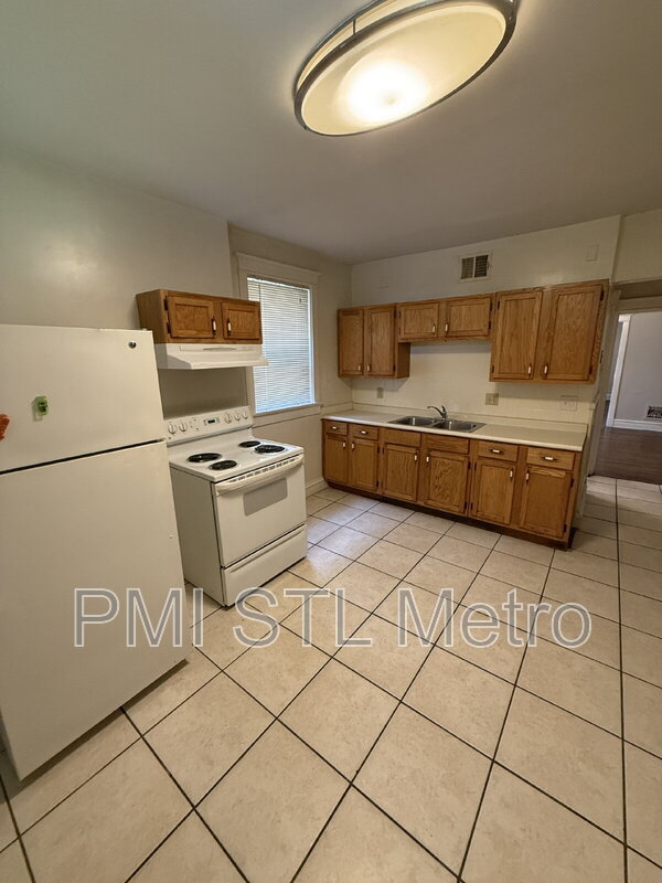 3931-3933 Oregon Ave unit 3931 – photo 5