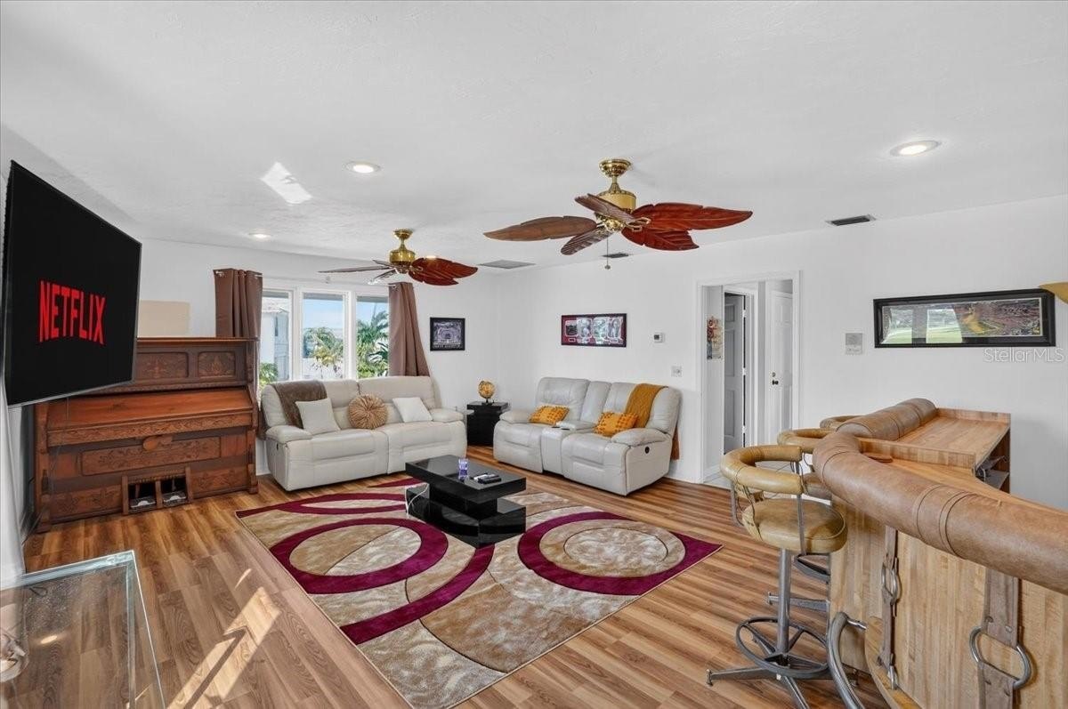 2407 Palma Sola Blvd – photo 4