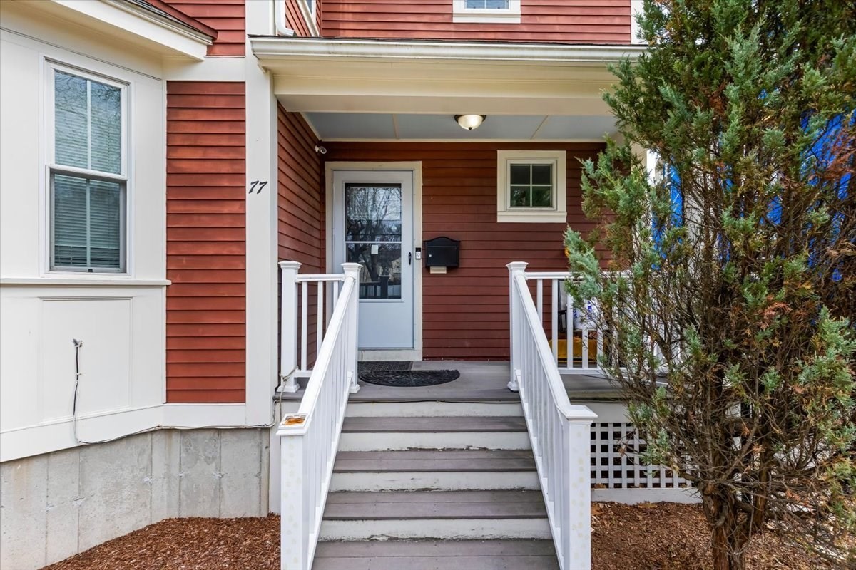 77 Cedar St – photo 3