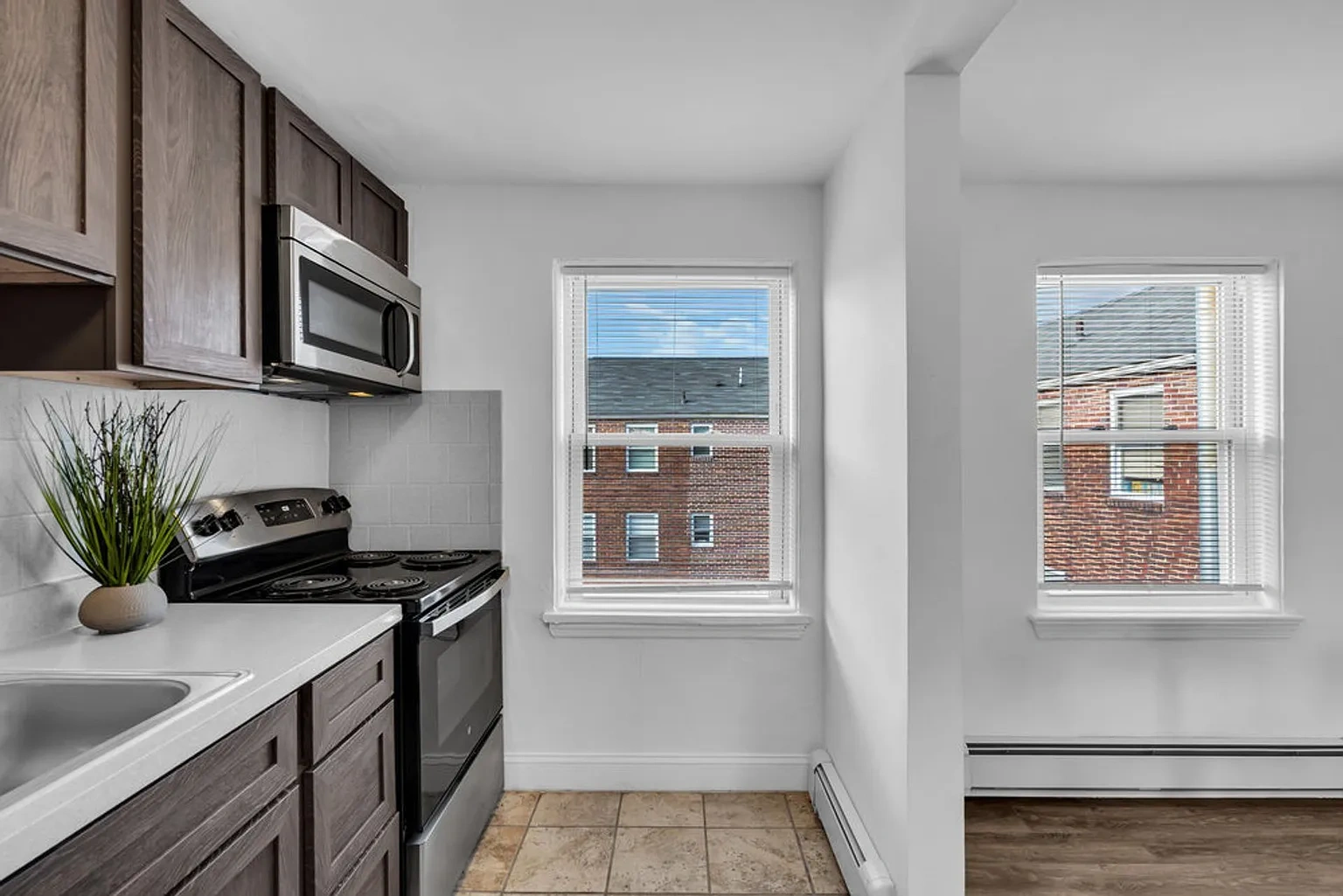 Maple Court Apartments – photo 5