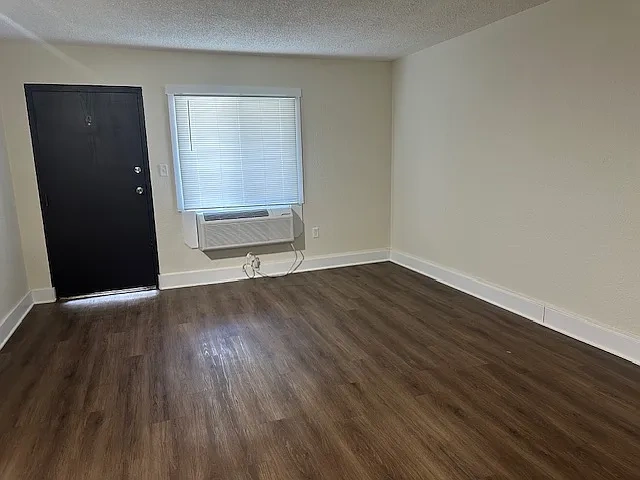 45 South West End Boulevard – photo 1
